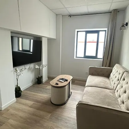Jacuzzi Apartment Nimes