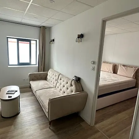 Apartment Jacuzzi Nîmes